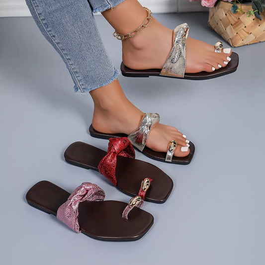 Toe Loop Flats Sandals