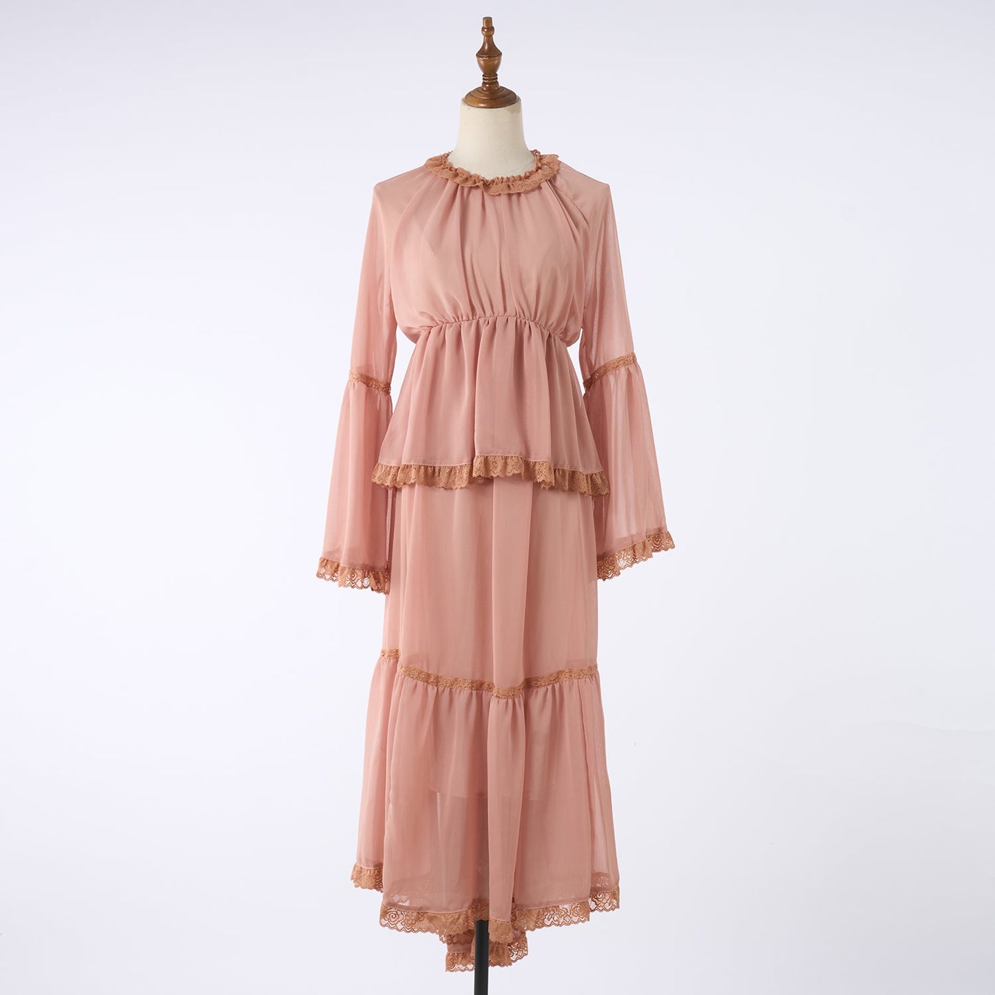 Woman Dress With Ruffled Edge Trim
