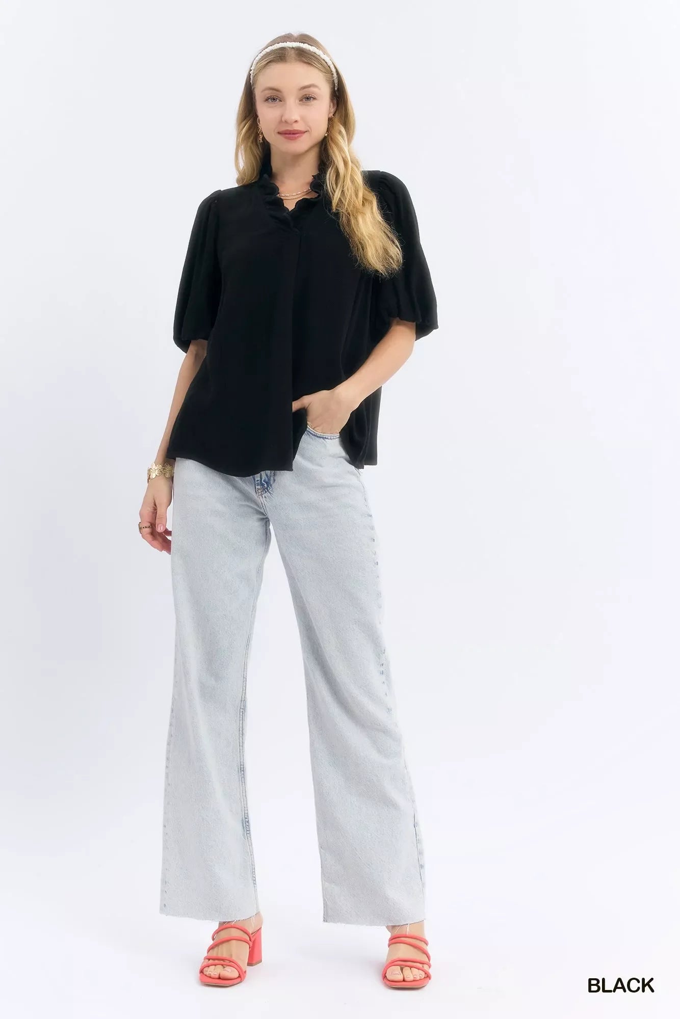 Umgee Linen Scallop Trim V-Neck Blouse