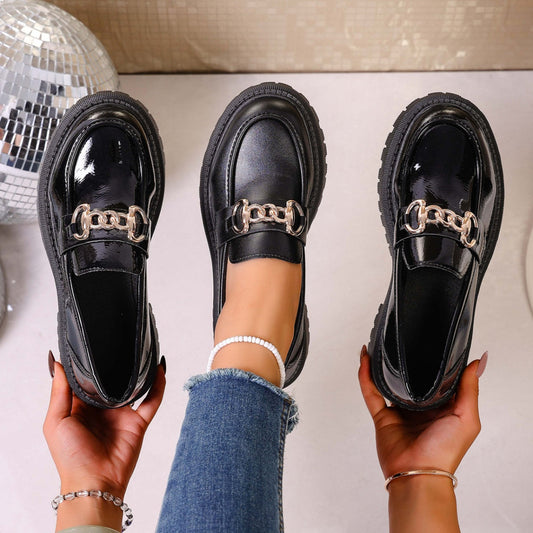 Chain Decor Round Toe Loafers