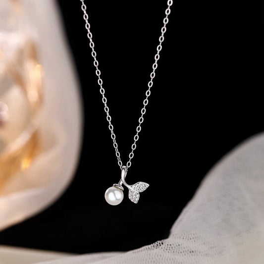 Pearl Mermaid Tail Pendant Necklace