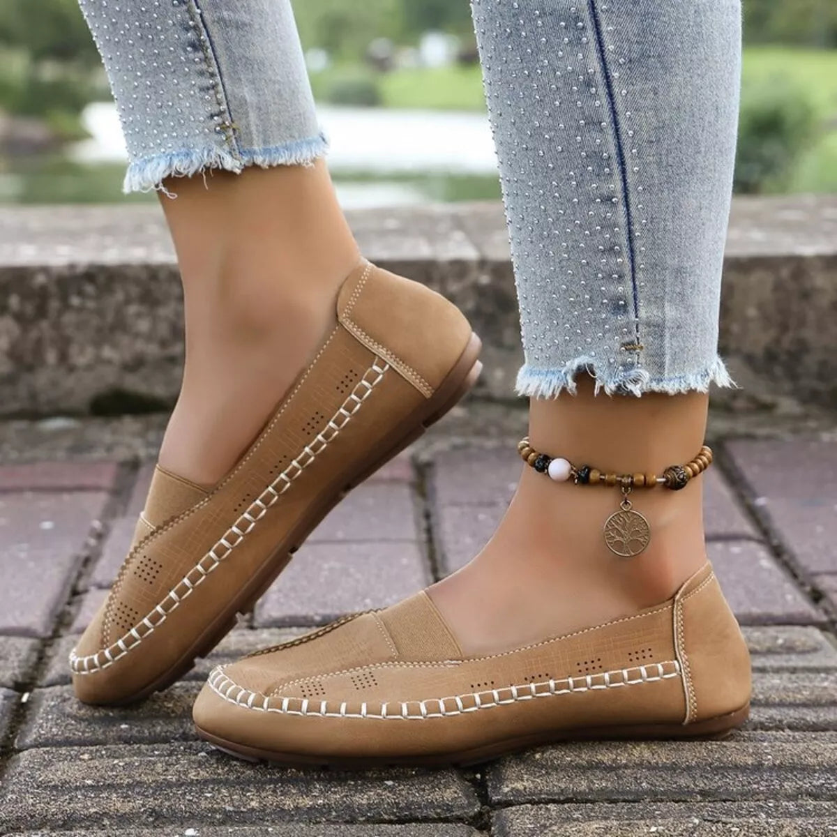 Round Toe Flats Slip-Ons