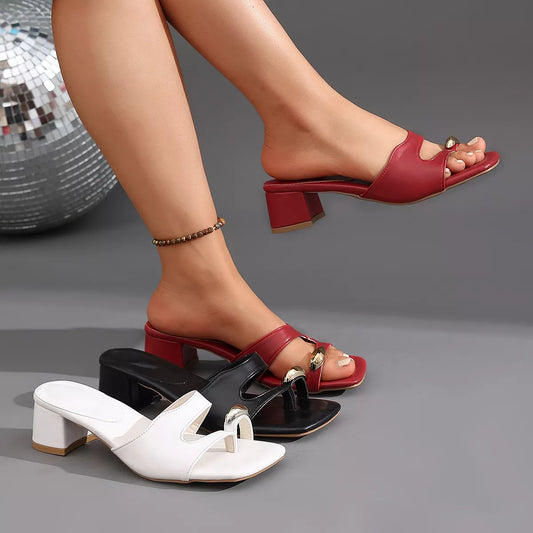 Chunky Heel Toe Ring Sandals