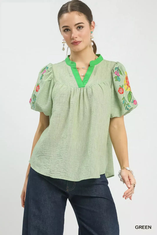 Umgee Embroidered Puff Sleeve Top