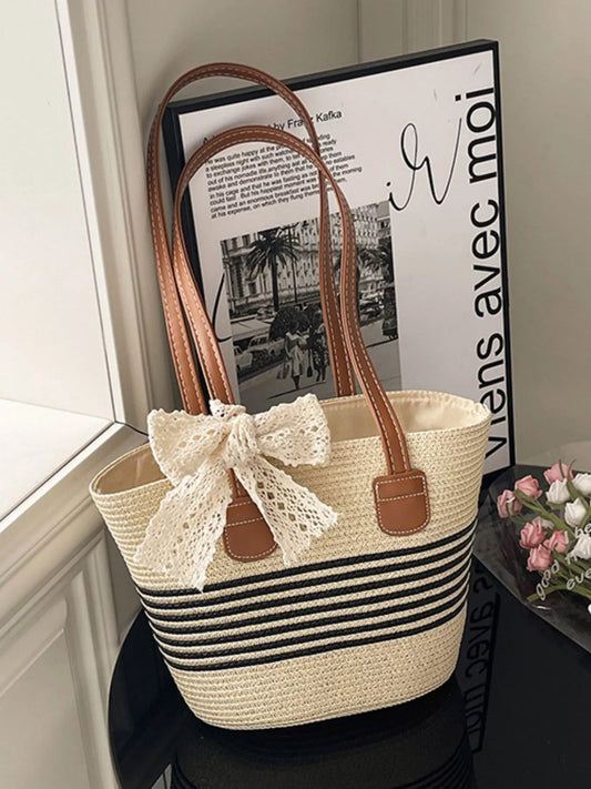 Straw Shoulder Bag with Lace Bow