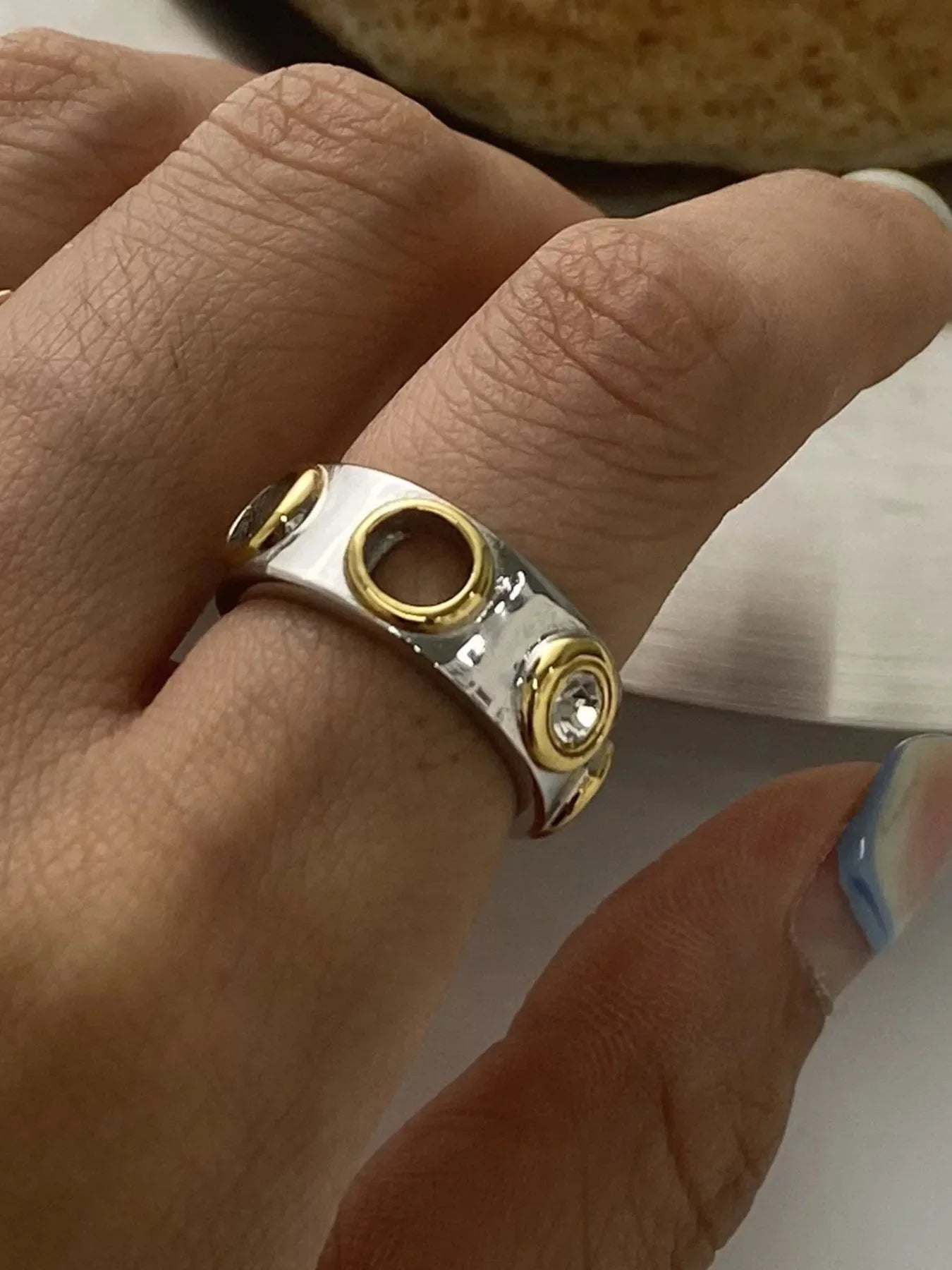 Two-Tone Cutout Ring