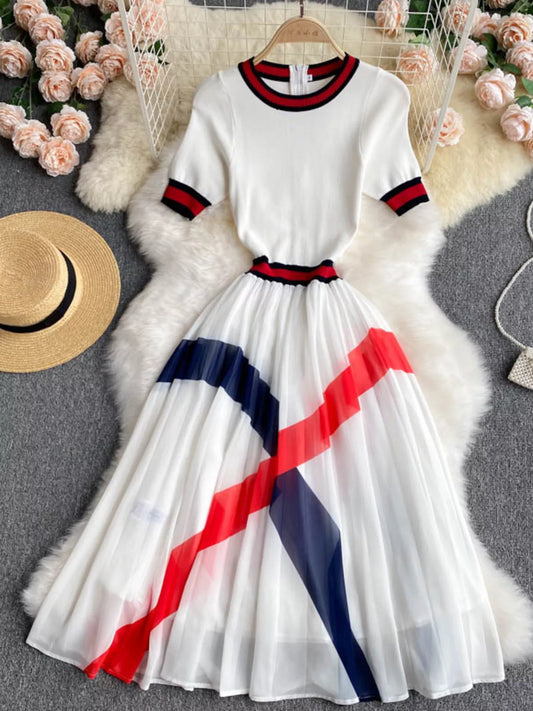 Elegant Color Block Pleated Midi Dress