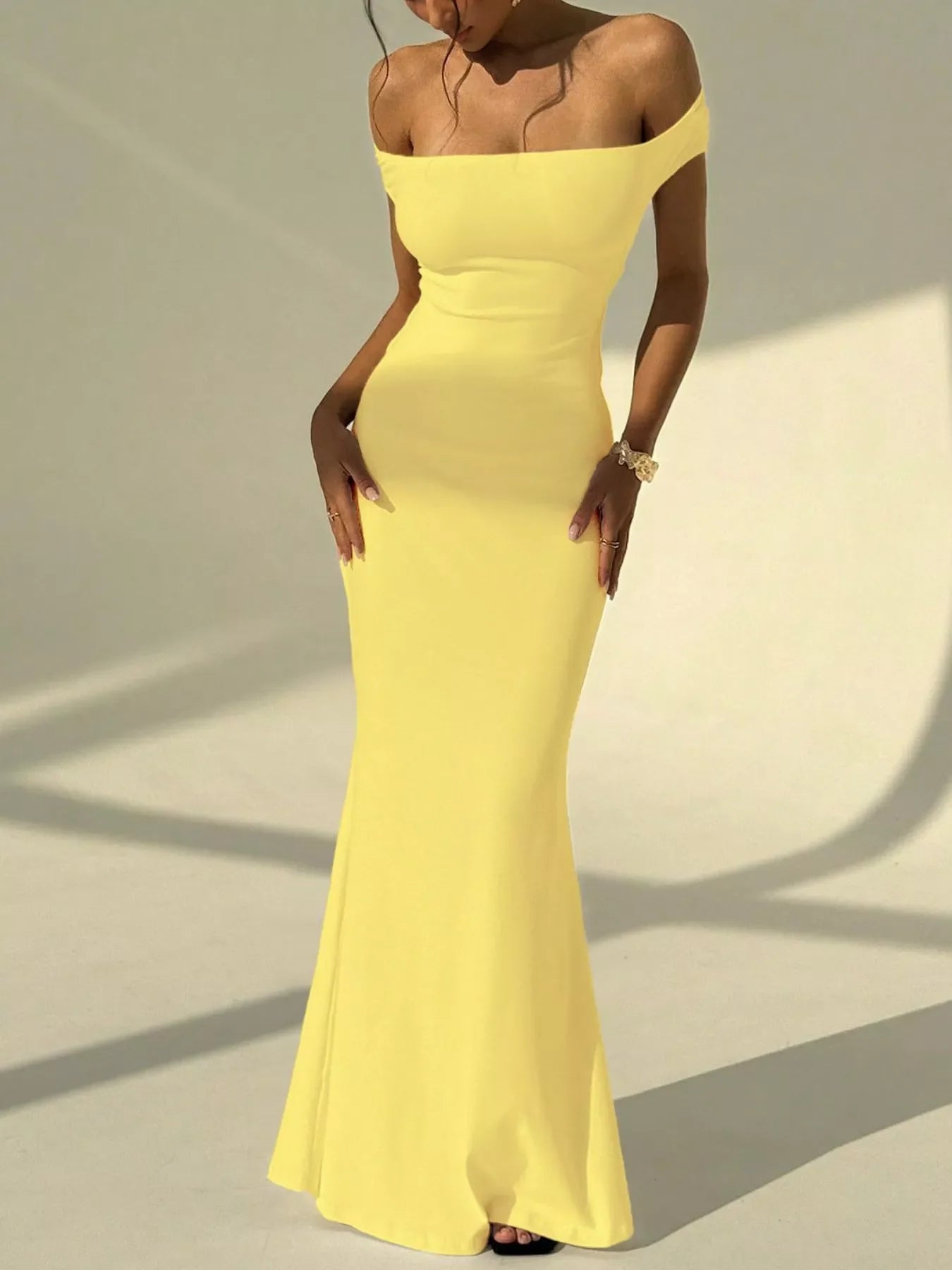Backless Off-Shoulder Bodycon Mermaid Maxi Dress