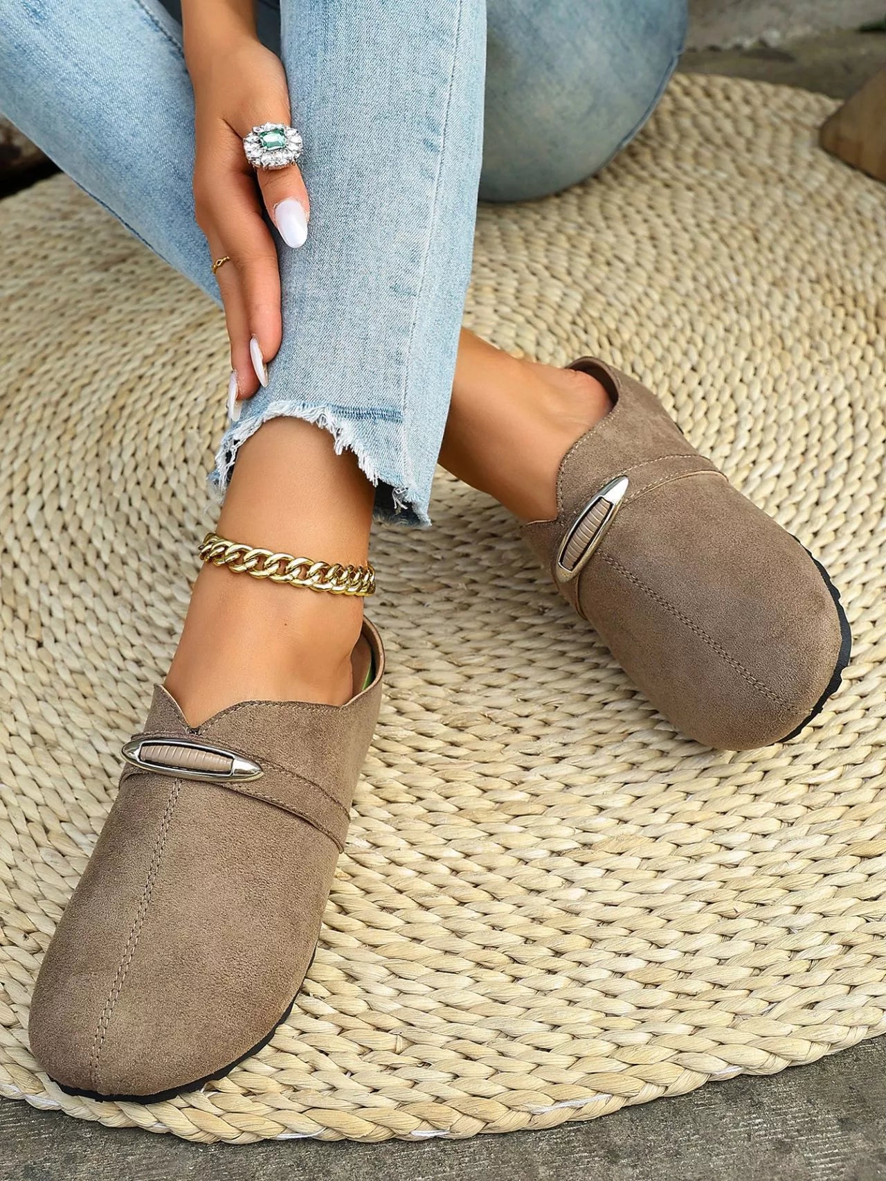 Round Toe Flats Slip-Ons